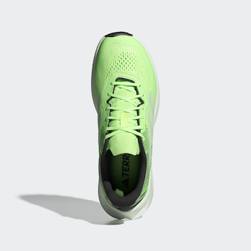 Chaussure de course 'Soulstride Flow' ADIDAS TERREX en vert