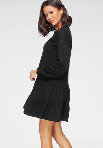 LASCANA Kleid in Schwarz