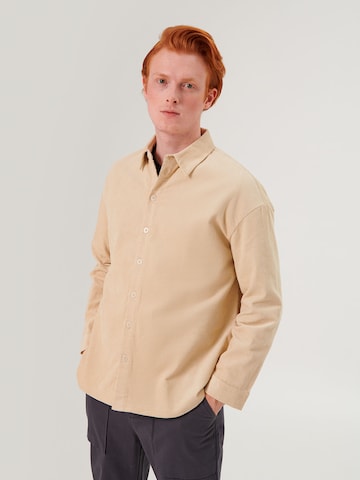ABOUT YOU x Swalina&Linus Regular fit Button Up Shirt 'Sammy' in Beige