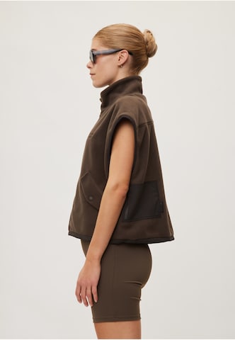 Gilet 'Campfire' rethinkit studios en marron