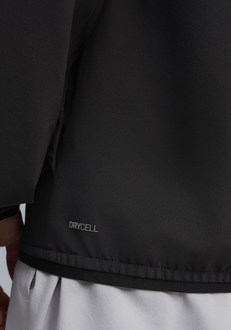 PUMA Trainingsjacke in Schwarz