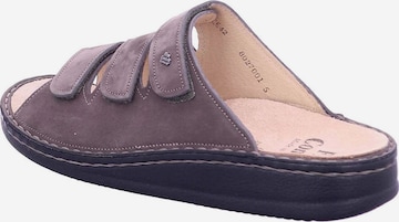 Finn Comfort Pantolette in Grau