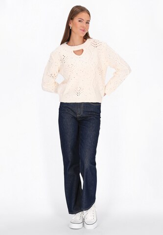 MYMO Sweater in White
