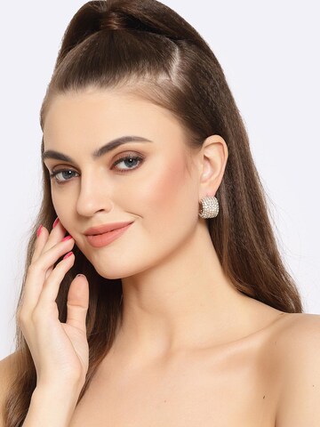 Boucles d'oreilles 'Veronikata' AVANT-GARDE PARIS en blanc