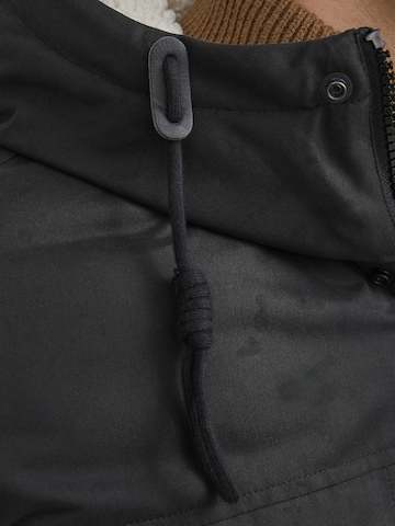 JACK & JONES Zimska jakna 'Clip' | črna barva