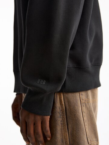 Pull&Bear Sweatshirt i svart