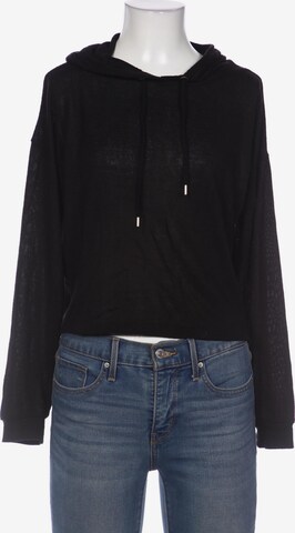 QS Sweatshirt & Zip-Up Hoodie in XS in Black: front