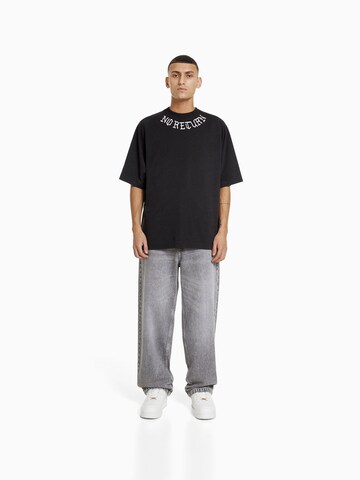 Bershka T-Shirt in Schwarz
