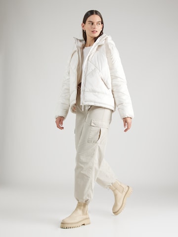 Veste d’hiver QS en blanc