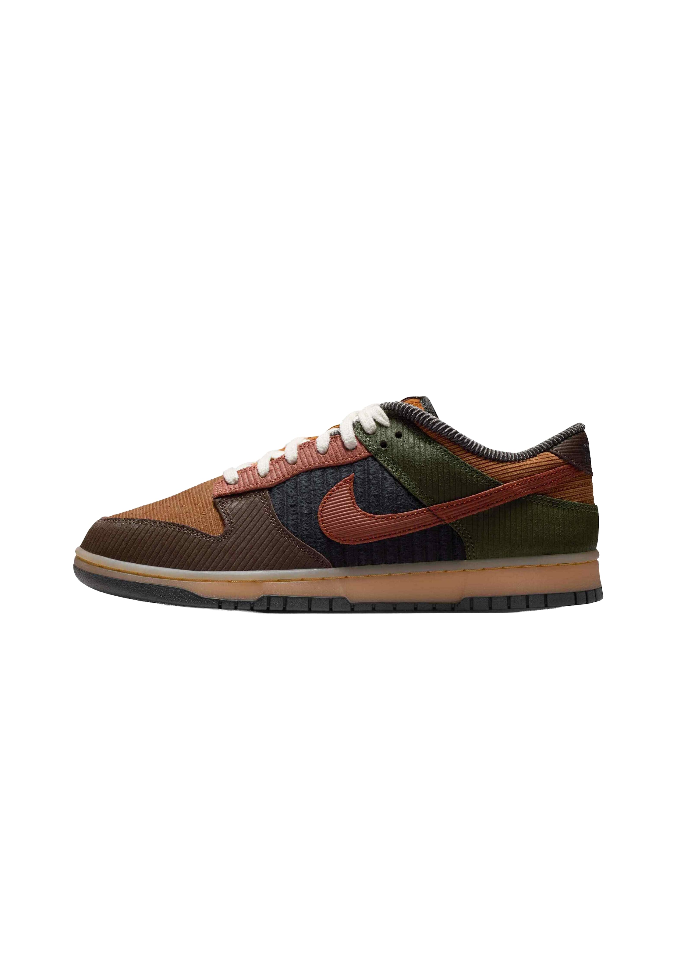 Nike Sportswear Platform trainers 'Dunk Low Retro Premium' in Brown: front