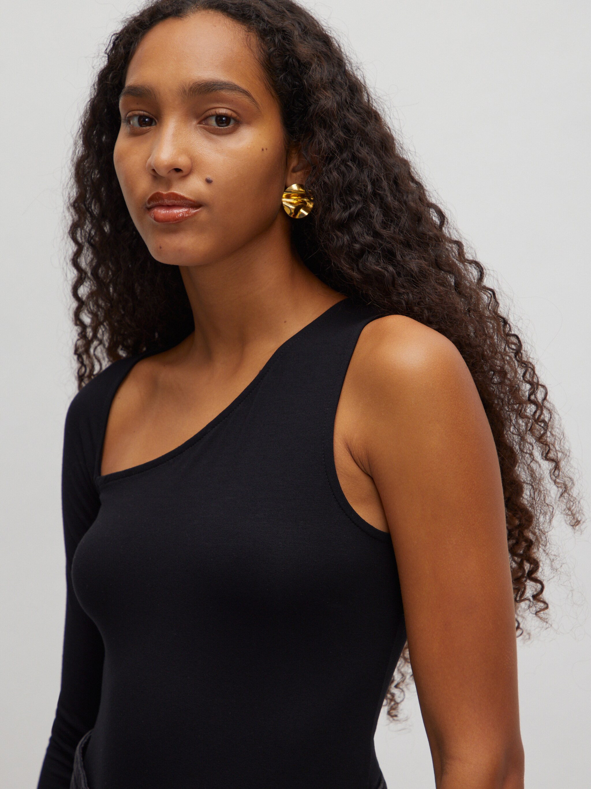 EDITED Produits Shirtbody 'Malani' noir