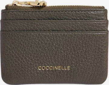 Coccinelle Etui 'C-me Small 1' in Grün: Vorderseite