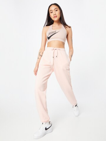 Nike Sportswear Tapered Broek in Roze