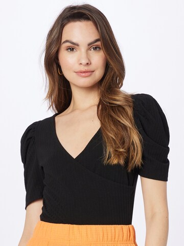 Dorothy Perkins Shirt in Black: front