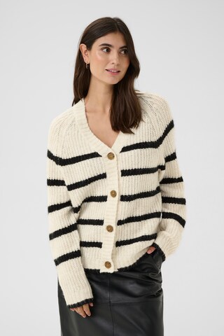CULTURE Gebreid vest 'CUSabo' in Wit: voorkant