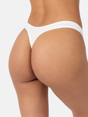 Tazzio Thong 'F902' in White