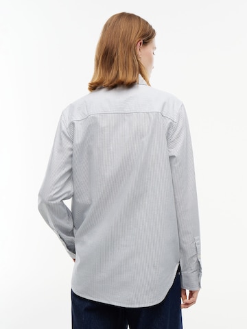 TOMMY HILFIGER Blouse in White