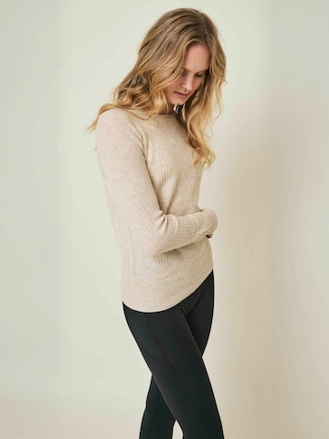 Pull-over ' Aveline ' Copenhagen Cartel en beige : sur le côté