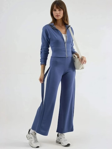 Lady Bersan Huispak 'Zweiteiliges Set' in Blauw: voorkant