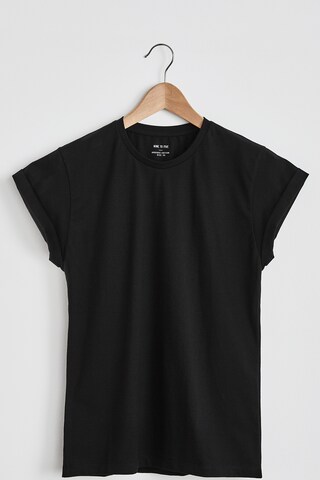 NINE TO FIVE Shirt ' Boyfriend Shirt #eib ' in Black: front