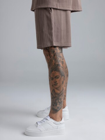 Regular Pantalon SikSilk en marron