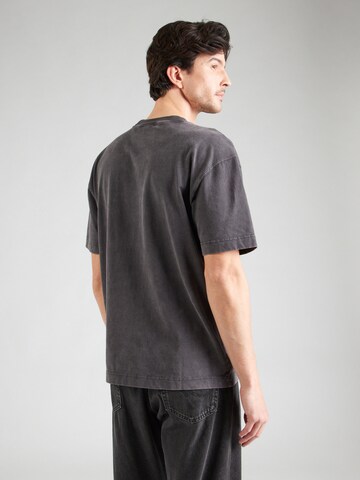 Maglietta 'DESTINATIONS' di HOLLISTER in nero