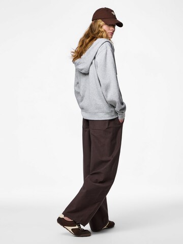 PIECES Tønde Bukser 'PCRikke' i brun