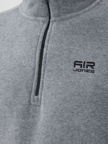 Tommy Life Sweater in Grey