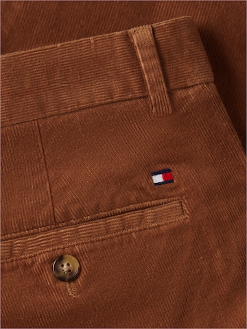 TOMMY HILFIGER Slimfit Hose 'Denton' in Braun