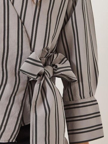 Chemisier Bianco Lucci en gris