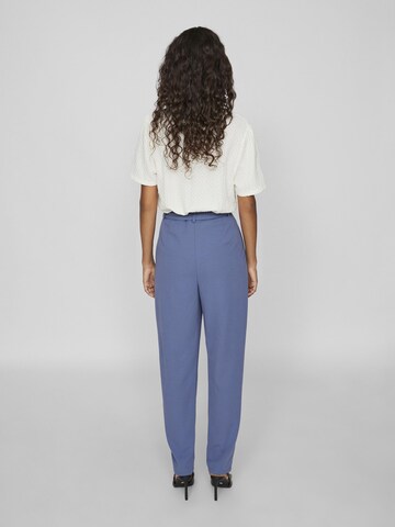 VILA Loose fit Pleat-front trousers in Blue