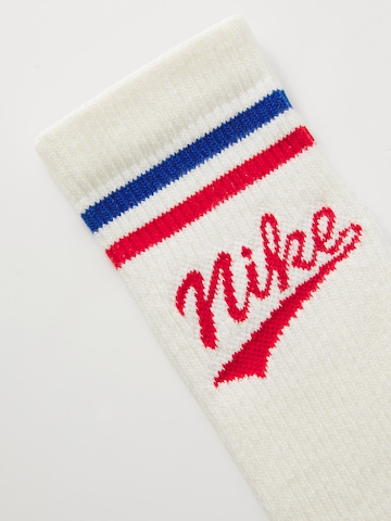 NIKE Спортни чорапи в бяло