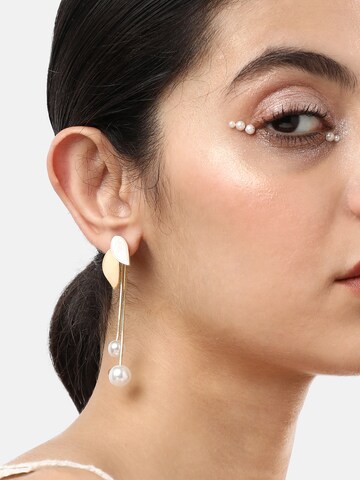 SOHI Ohrringe 'Bunty' in Gold: Vorderseite