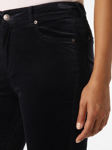 Bootcut Pantalon ' ' Marie Lund en bleu