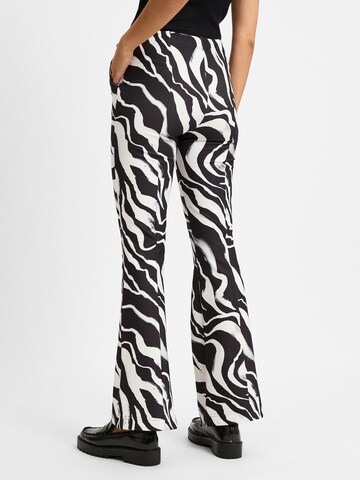 Marie Lund Flared Trousers in Black