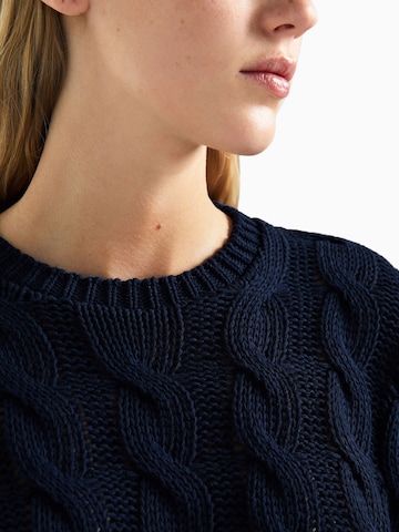 Bershka Pullover in Blau