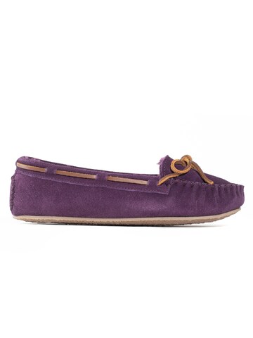 Minnetonka Pantofle 'Cally' – červená