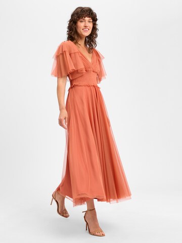 Marie Lund Evening Dress in Red: front