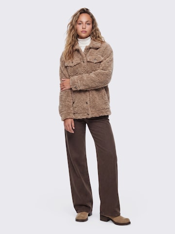 studioselect Between-season jacket 'Vivian' in Beige