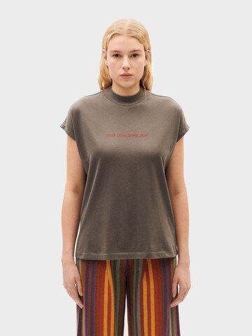 T-shirt 'Volta' Thinking MU en marron : devant