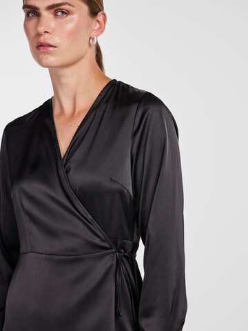 Y.A.S - Vestido 'PELLA' em preto