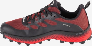 Chaussure de course 'Inov-8 MudTalon' Inov-8 en rouge : devant