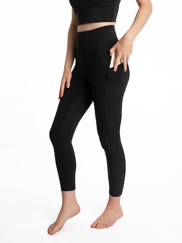 mymotus Regular Sporthose‌‌‌‌‌‌ in Schwarz: Vorderseite