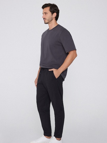 Tezenis Tapered Pants in Black