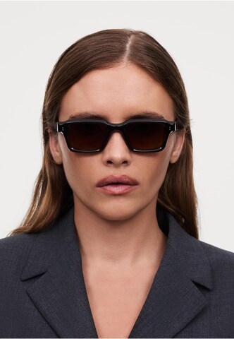 CHIMI Sunglasses in Black