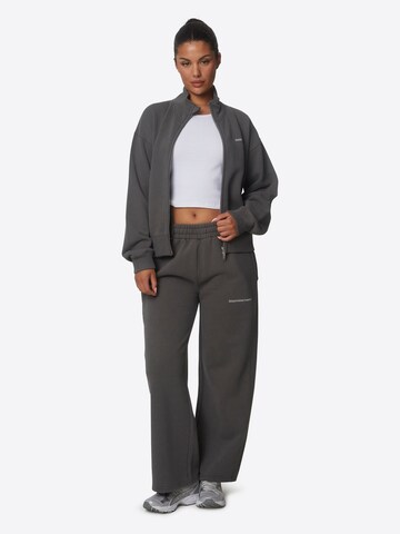 Wide leg Pantaloni di Good For Nothing in grigio