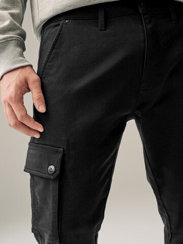 Next - Tapered Pantalón cargo en negro