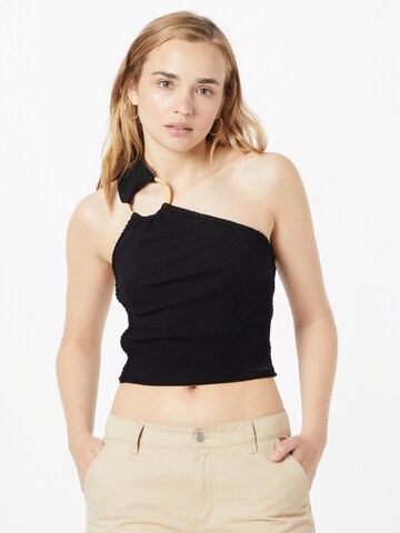 Top de la TOPSHOP pe negru: față