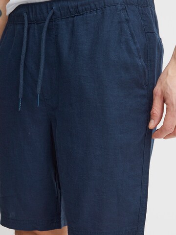 !Solid Regular Chino Pants 'Aurelius' in Blue