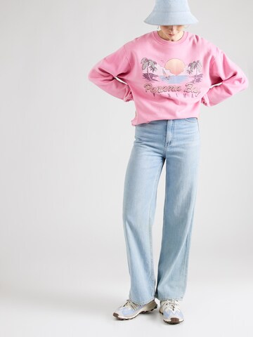 HOLLISTER Sweatshirt in Pink